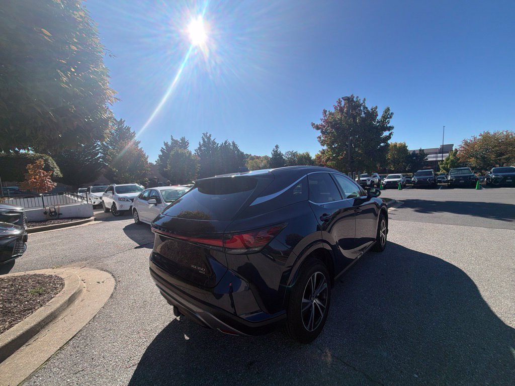 Used 2024 Lexus RX 350 Premium w/ Kick Sensor & Tow Package AWD/4WD image 6