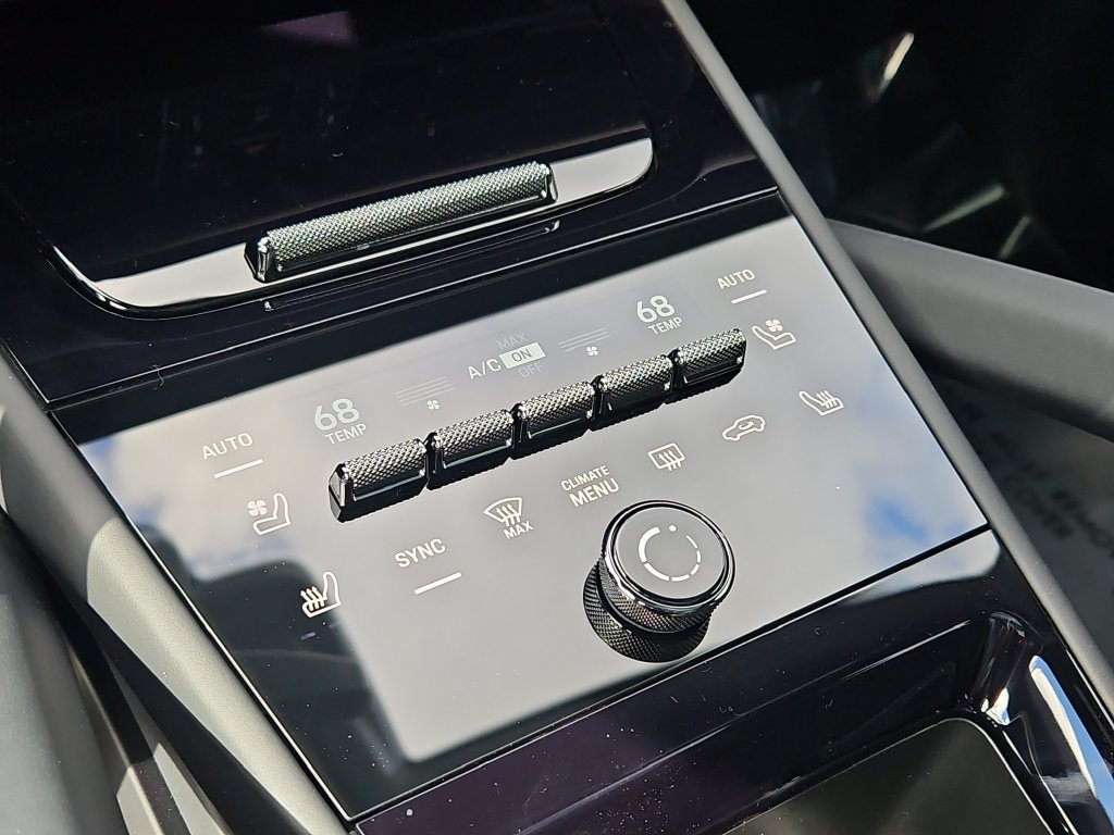 New 2026 Porsche Cayenne S AWD/4WD image 17