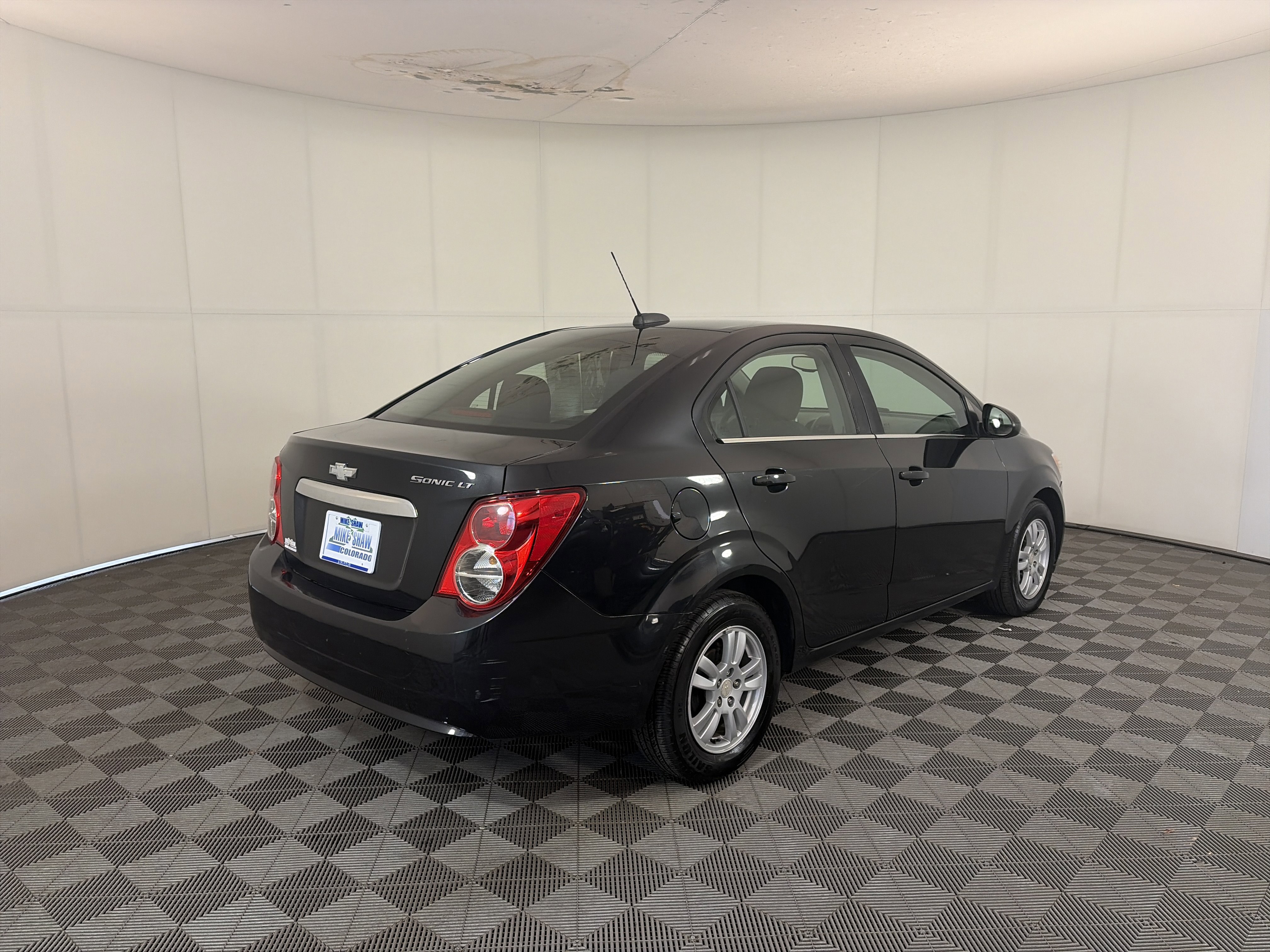 Used 2015 Chevrolet Sonic LT image 5
