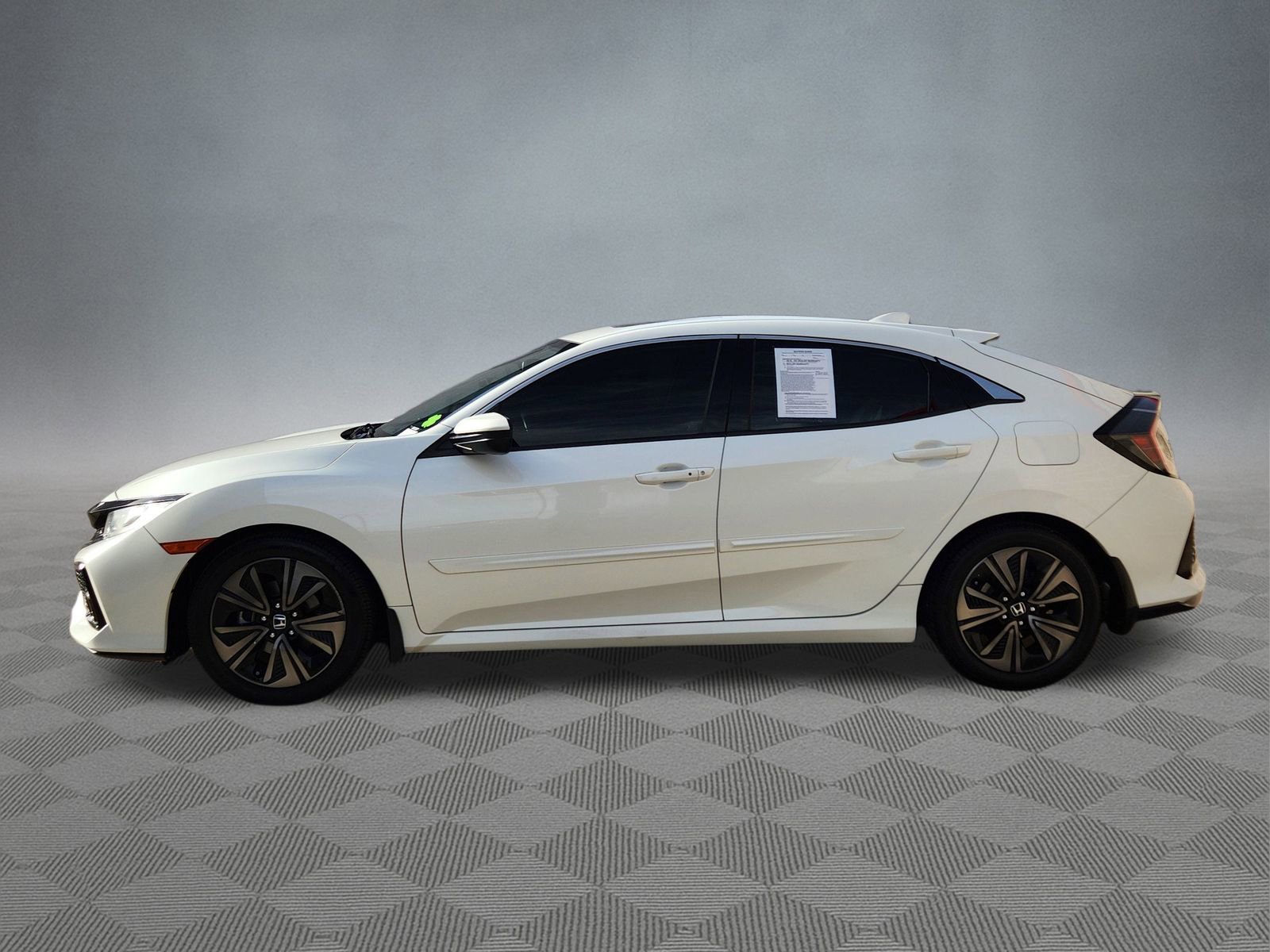 Used 2018 Honda Civic EX-L image 4