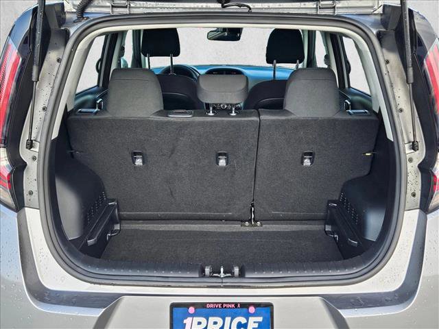 Used 2025 Kia Soul LX w/ LX Technology Package image 7