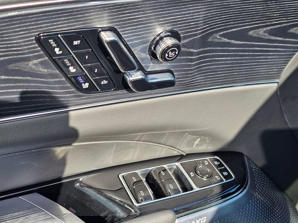 New 2026 Cadillac Lyriq Signature Sport image 23