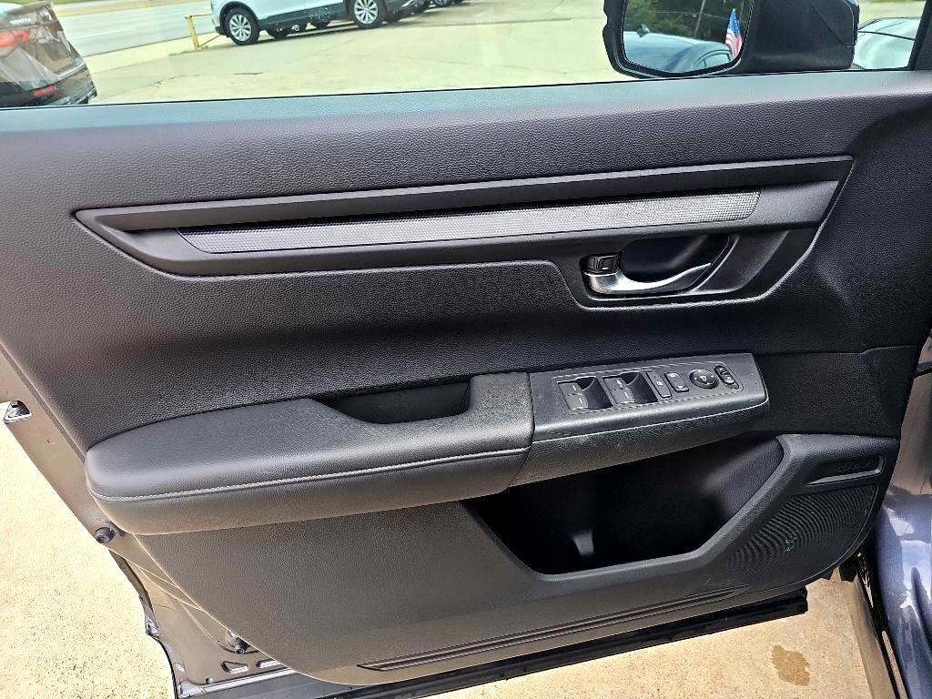 Used 2024 Honda CR-V LX image 12