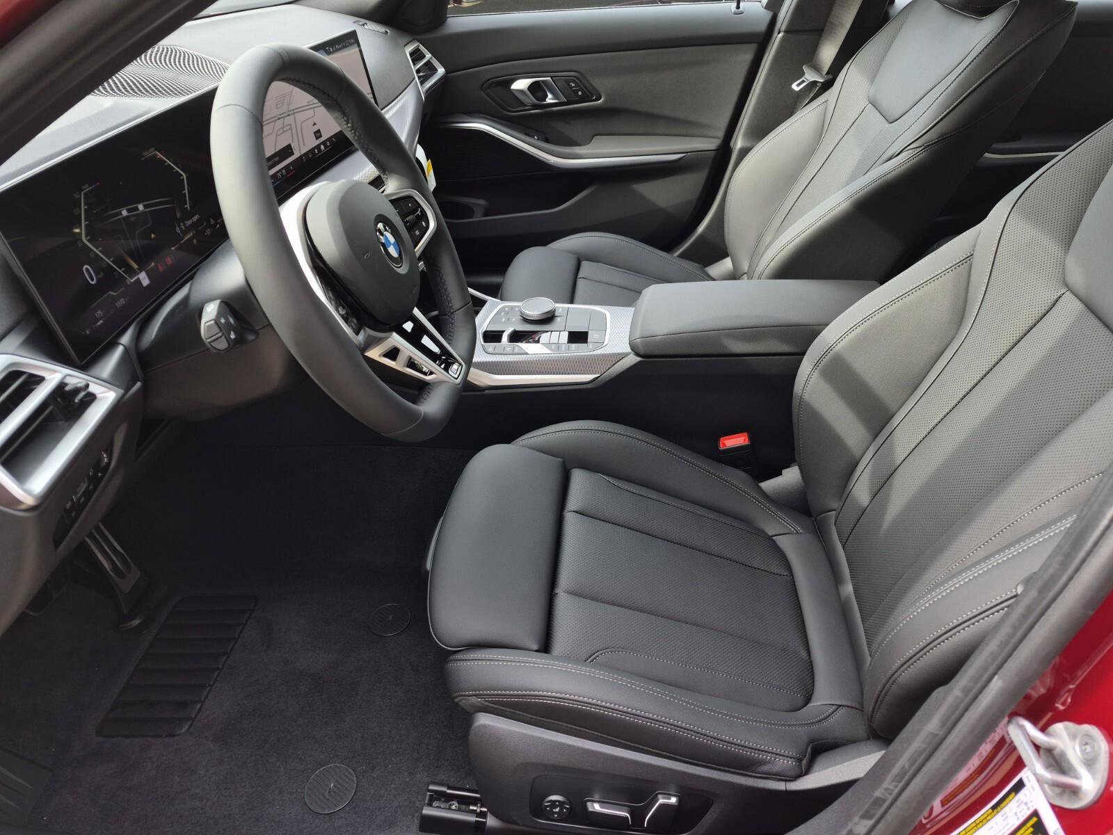 New 2026 BMW 330i xDrive Sedan w/ M Sport Package image 27