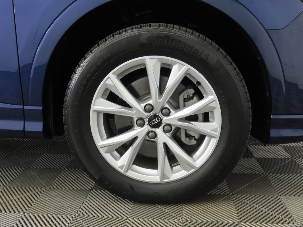 Used 2023 Audi Q3 2.0T Premium w/ Convenience Package image 31