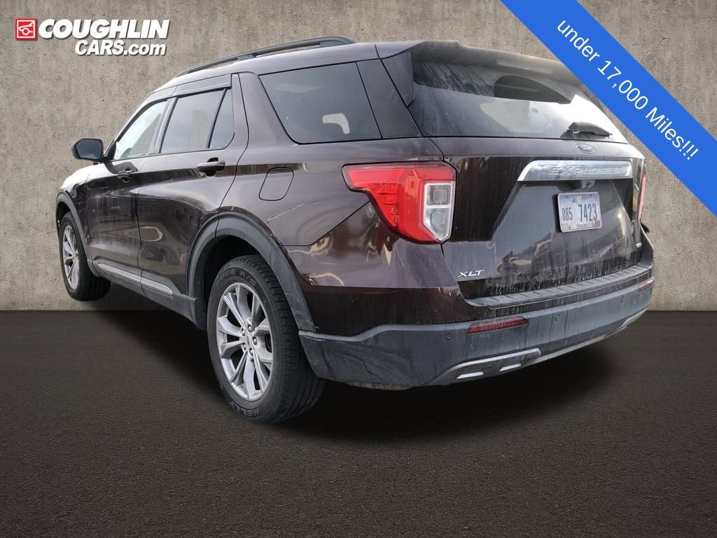 Used 2020 Ford Explorer XLT w/ Equipment Group 202A image 6