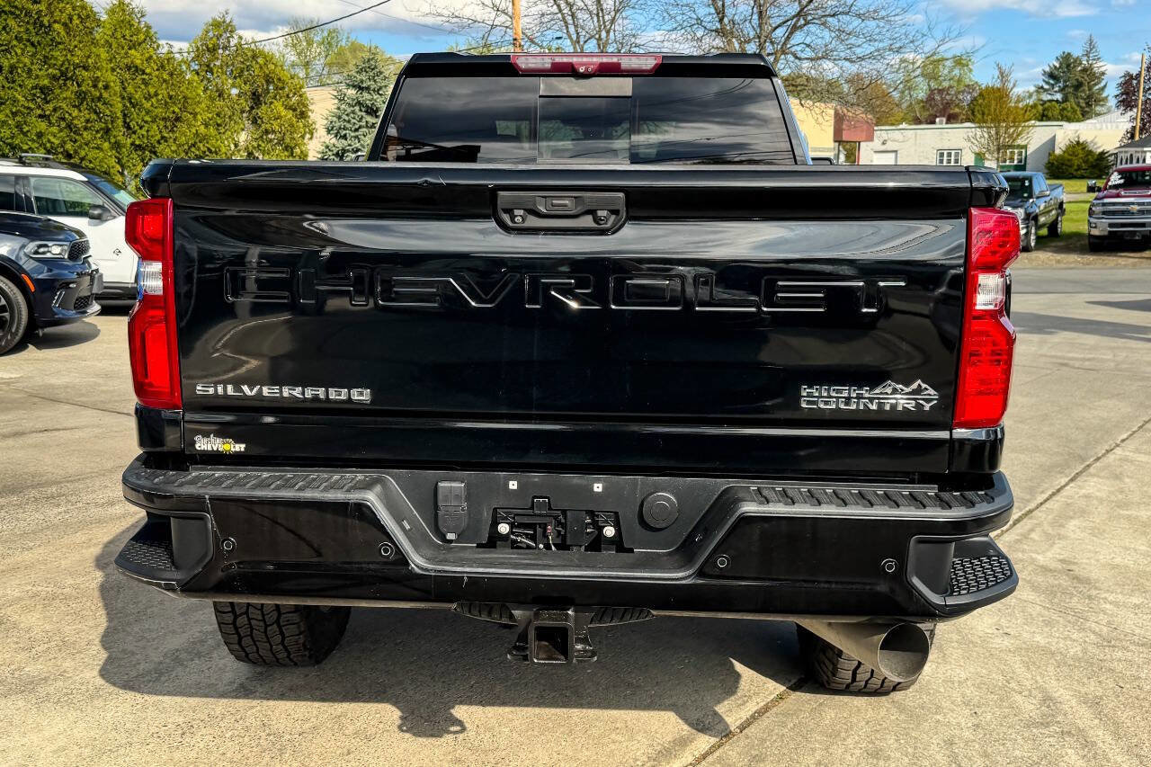 Used 2020 Chevrolet Silverado 2500 High Country w/ Z71 Off-Road Package AWD/4WD image 4