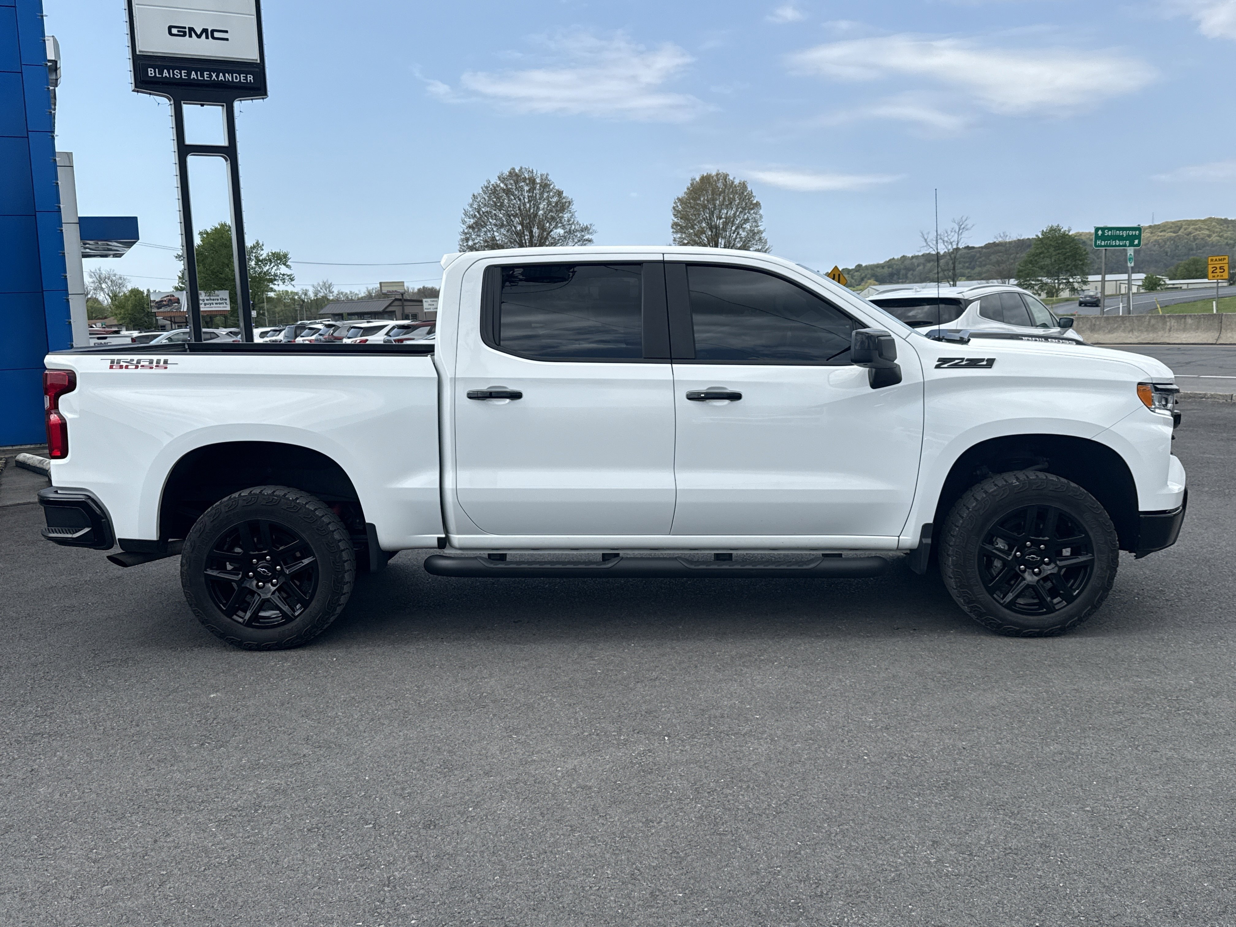 Used 2024 Chevrolet Silverado 1500 LT Trail Boss w/ Protection Package AWD/4WD video 2