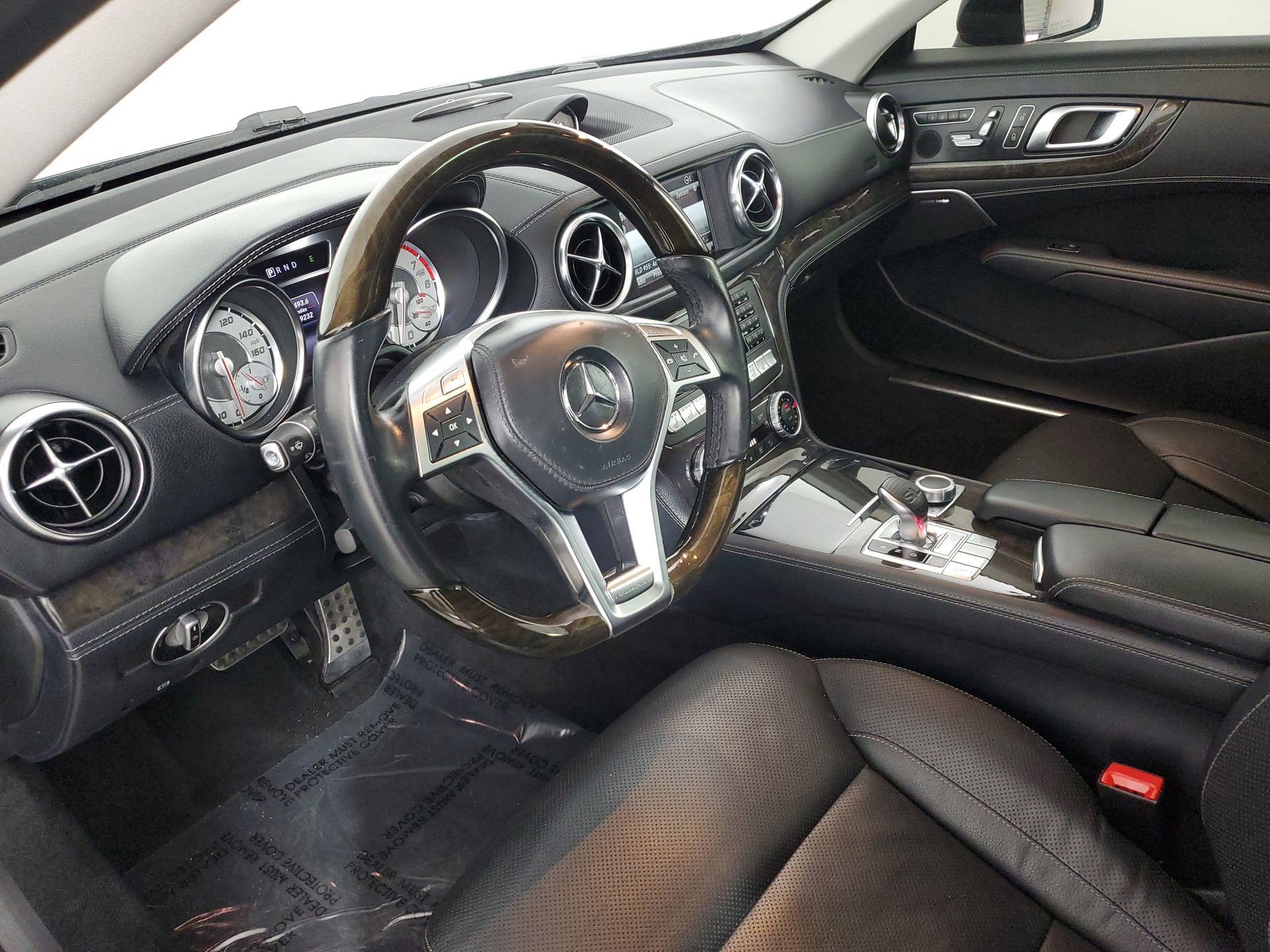 Used 2014 Mercedes-Benz SL 550 image 32