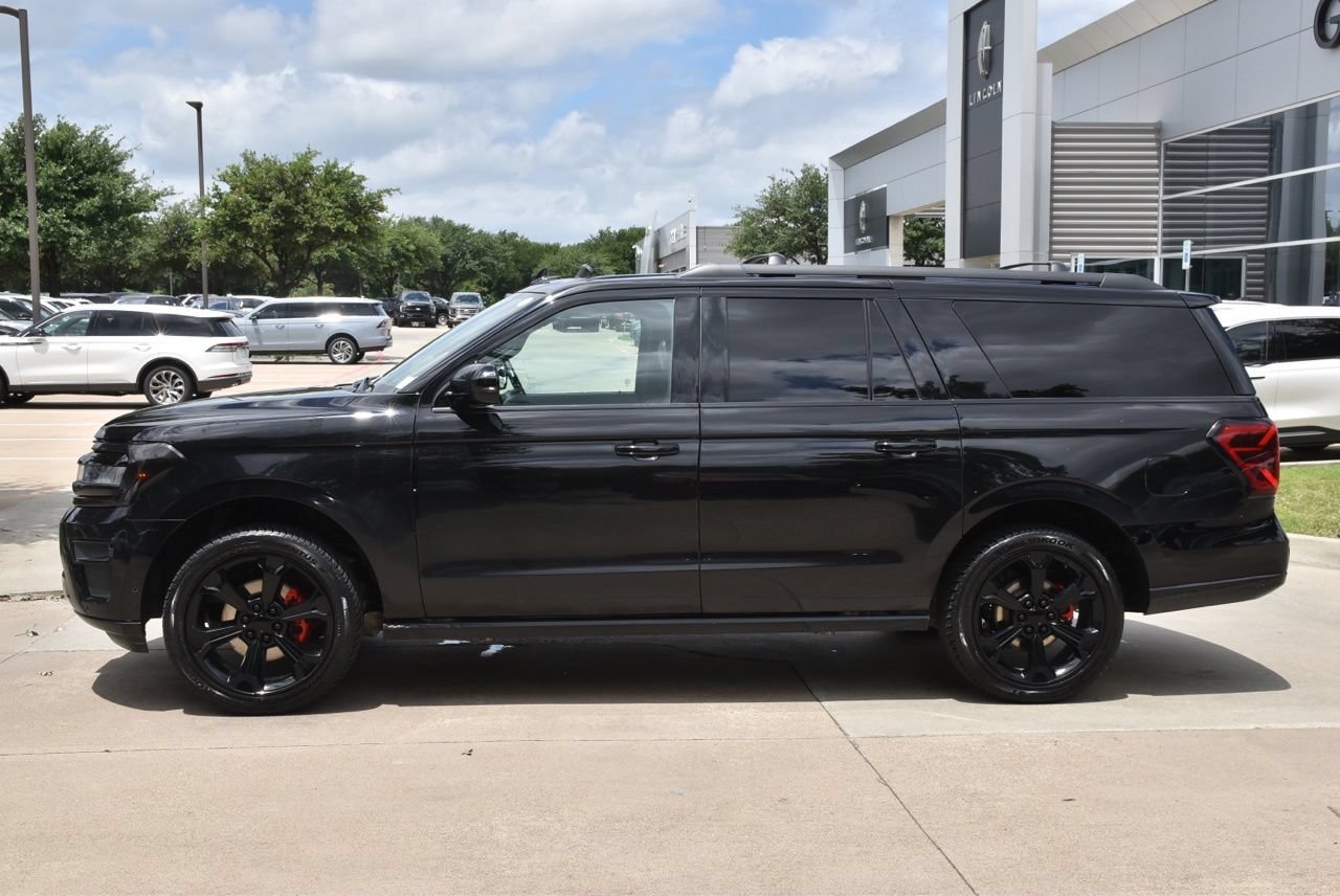 Used 2022 Ford Expedition Max Limited AWD/4WD image 12