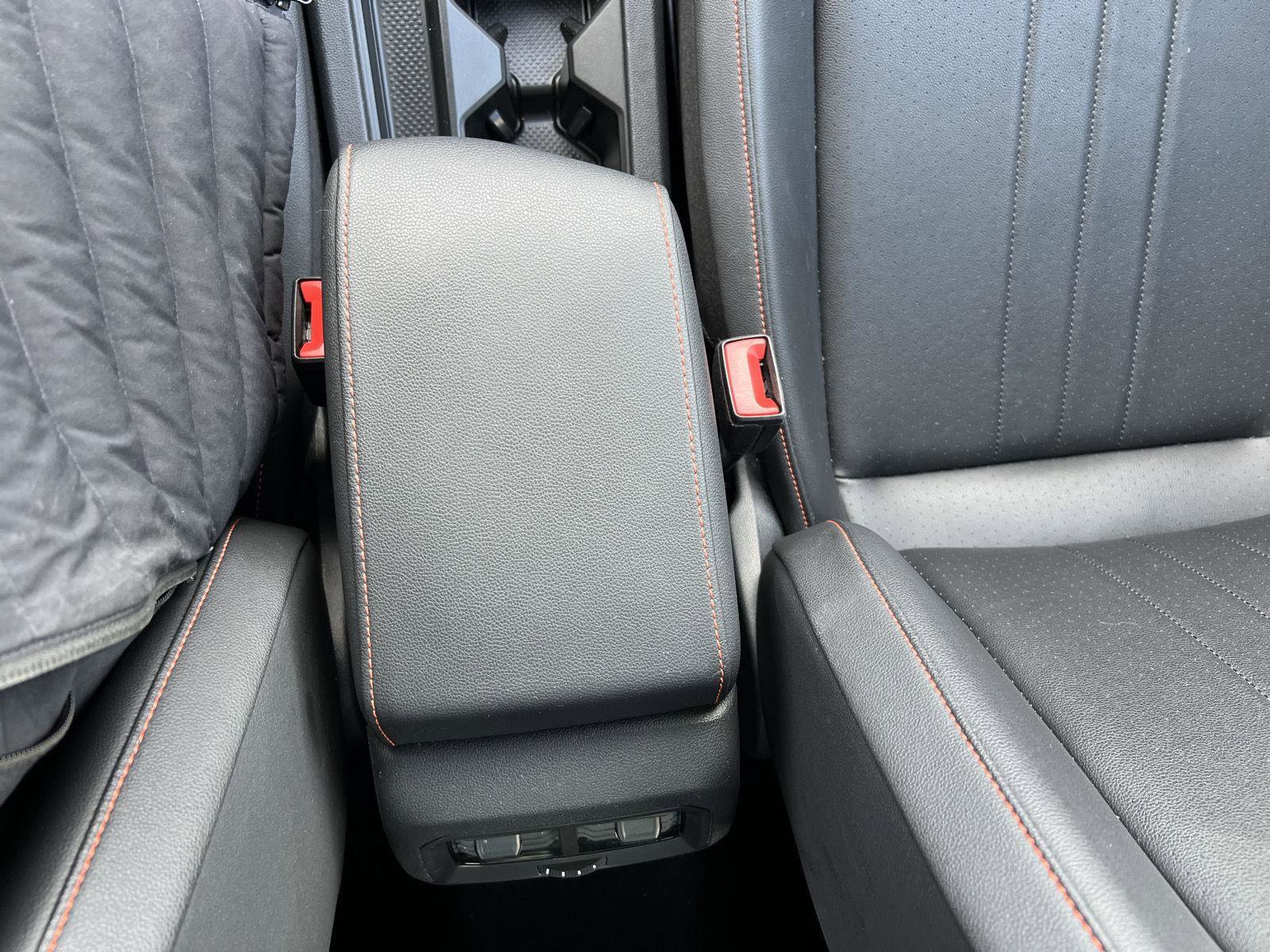 Used 2024 Volkswagen Tiguan Wolfsburg Edition image 24