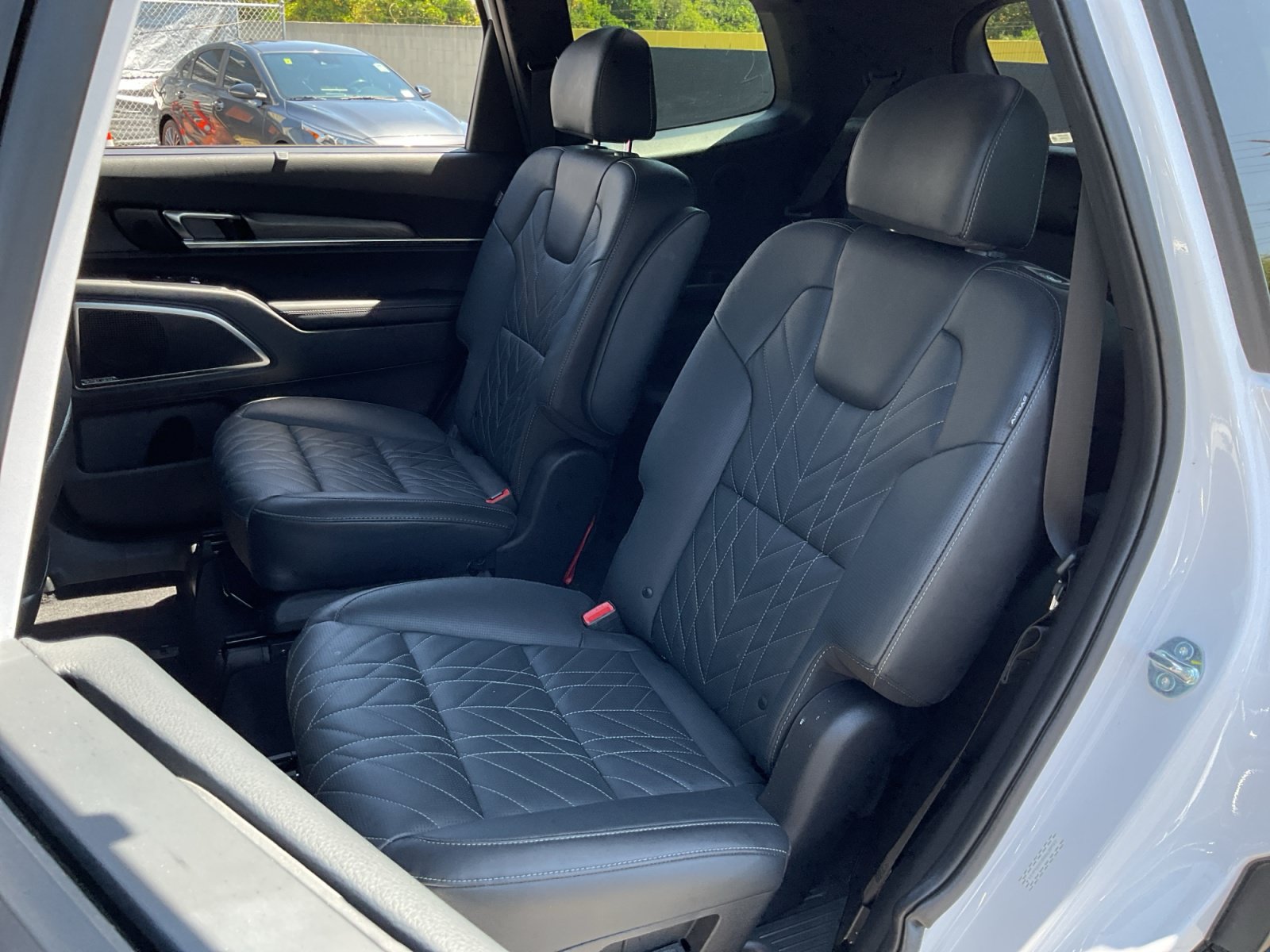 Used 2025 Kia Telluride SX Prestige X-Line AWD/4WD image 19