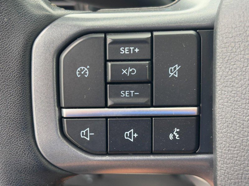 Used 2024 Ford F350 Lariat w/ Chrome Package image 17