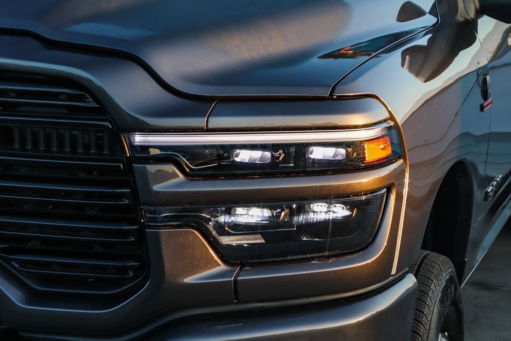 New 2026 RAM 3500 Laramie AWD/4WD image 5