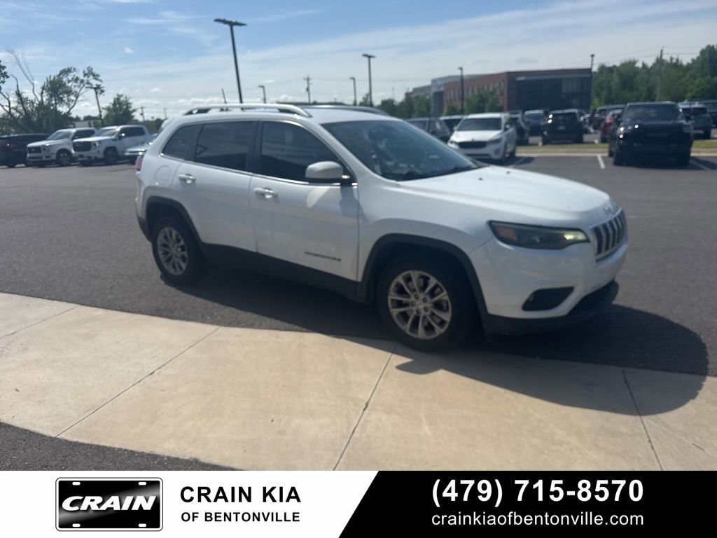 Used 2019 Jeep Cherokee Latitude w/ Popular Appearance Group FWD video 1
