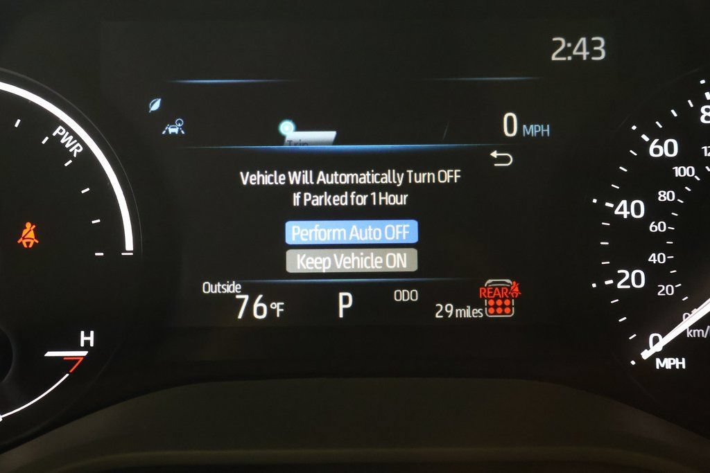 Used 2026 Toyota Sienna XLE FWD image 18