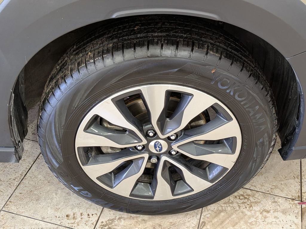 Used 2023 Subaru Outback Touring image 12