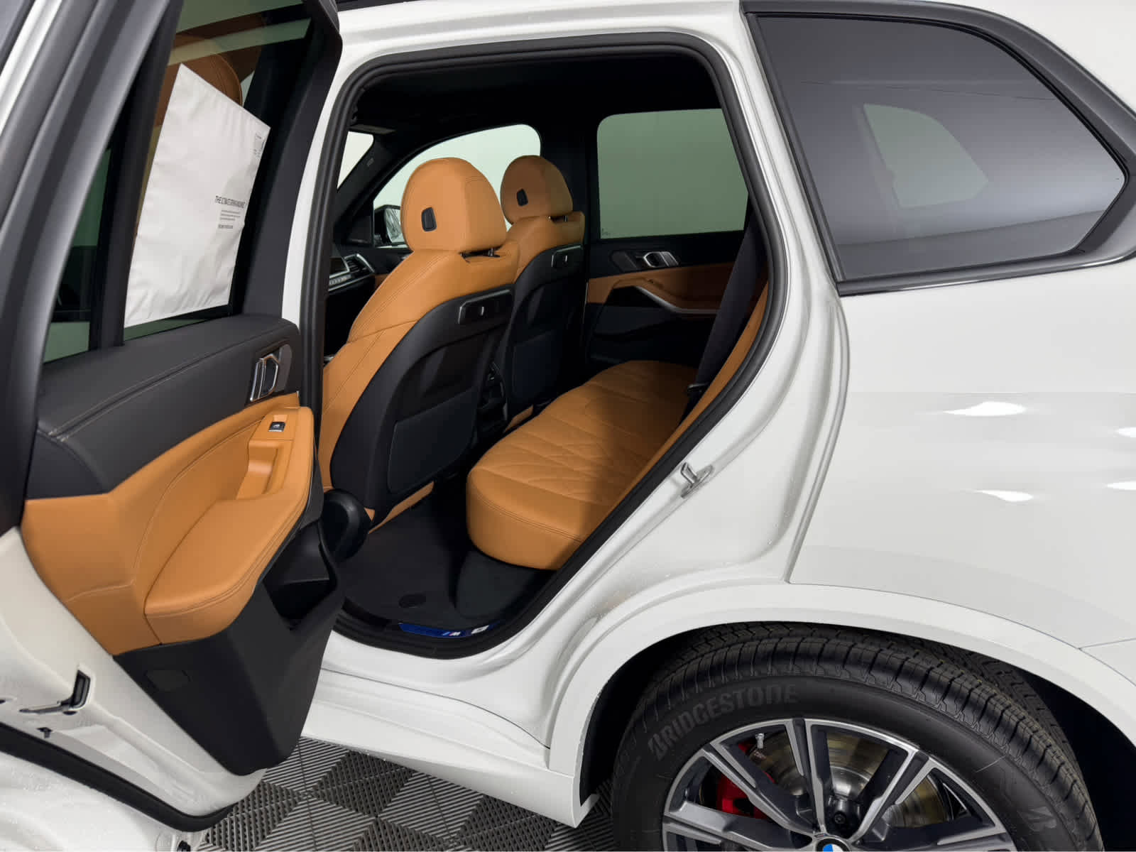 New 2026 BMW X5 xDrive40i w/ M Sport Package image 13