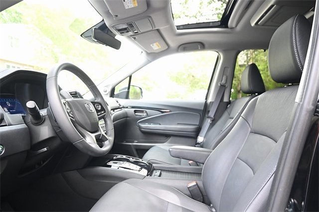 Certified 2022 Honda Pilot Touring image 18
