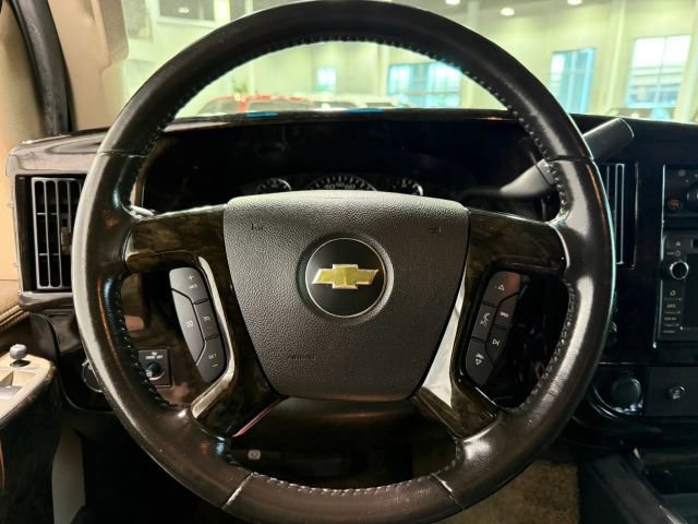 Used 2017 Chevrolet Express 2500 RWD image 13