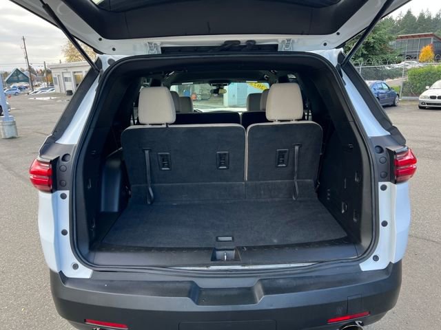 Used 2022 Chevrolet Traverse LS image 19
