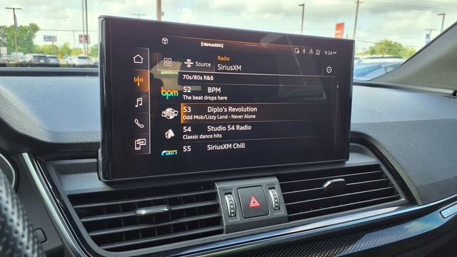 Used 2022 Audi SQ5 Premium w/ Convenience Package image 24