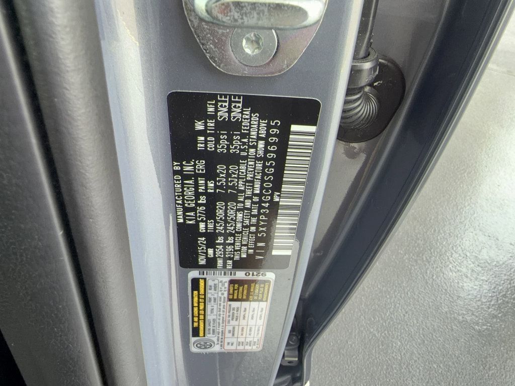 Used 2025 Kia Telluride EX image 36