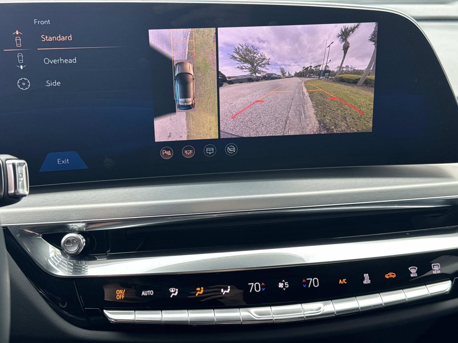Certified 2025 Cadillac Lyriq Luxury w/ LPO, Floor Liner Package AWD/4WD image 27