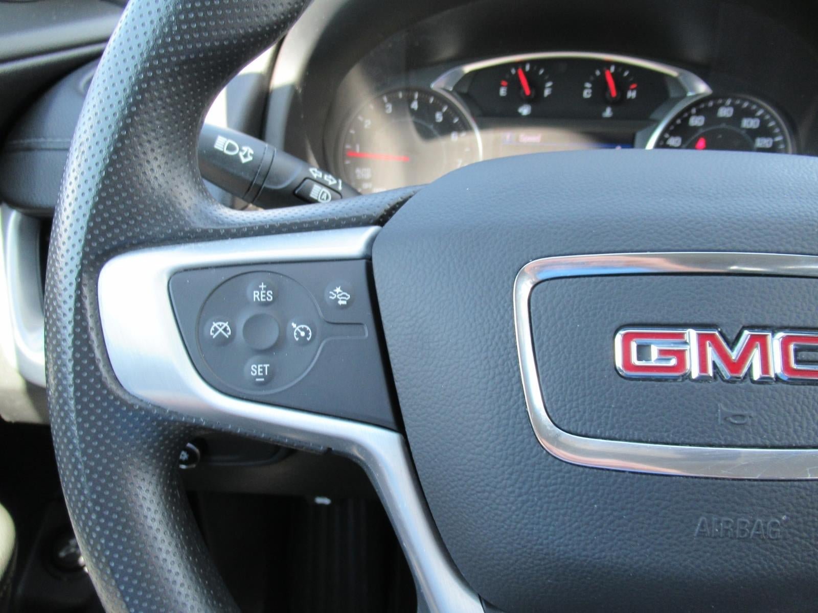 Used 2023 GMC Terrain SLE w/ Driver Convenience Package FWD image 21
