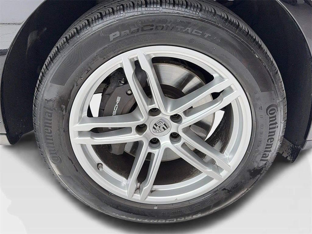 Used 2024 Porsche Macan image 52