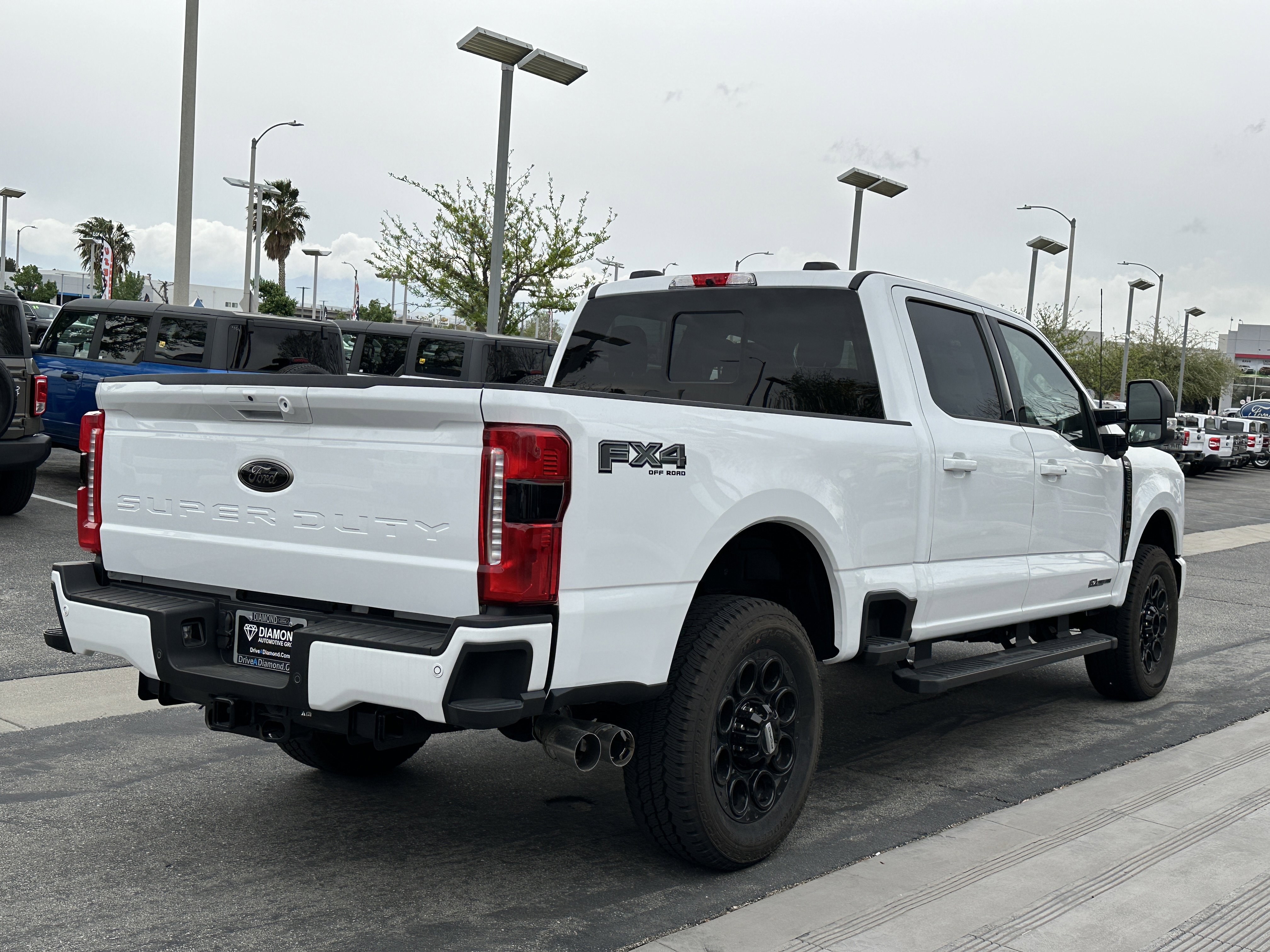 Used 2024 Ford F250 XLT w/ Black Appearance Package image 7