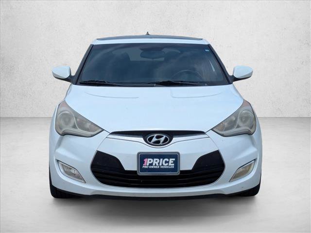 Used 2016 Hyundai Veloster w/ Option Group 02 FWD video 2