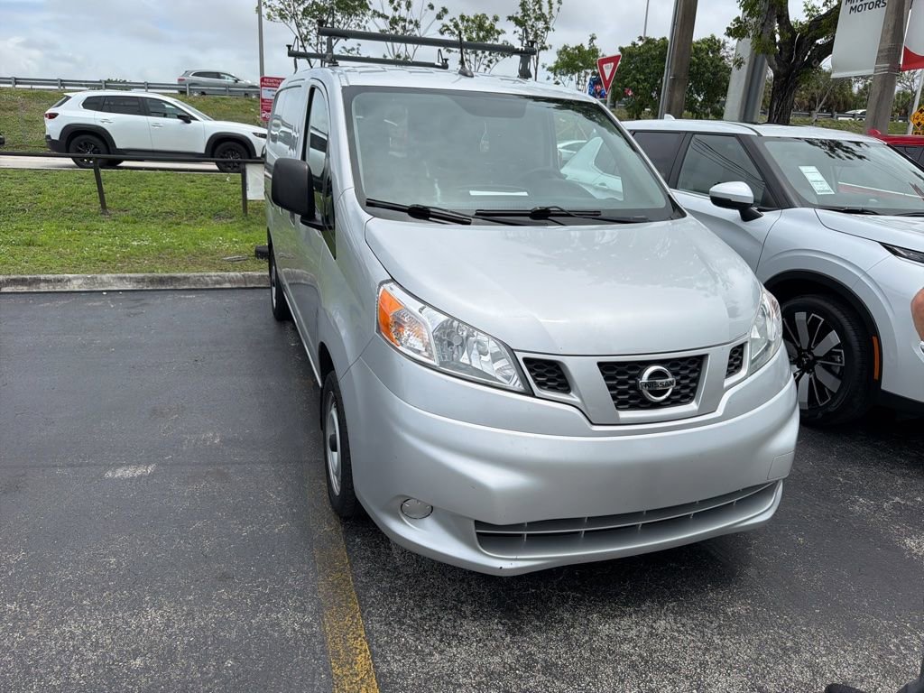 Used 2020 Nissan NV200 S w/ Back Door Glass Package FWD image 2