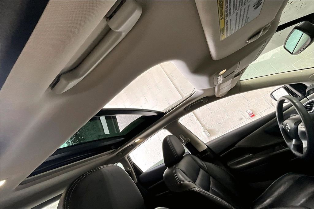 Used 2015 Nissan Murano S AWD/4WD image 26