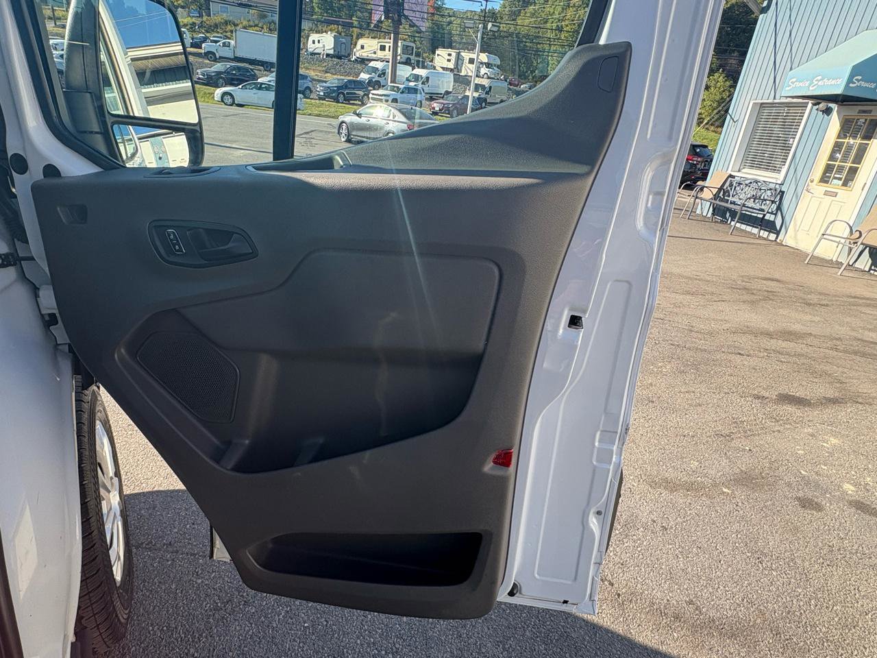 Used 2023 Ford Transit 250 Low Roof w/ Exterior Upgrade Package RWD image 17