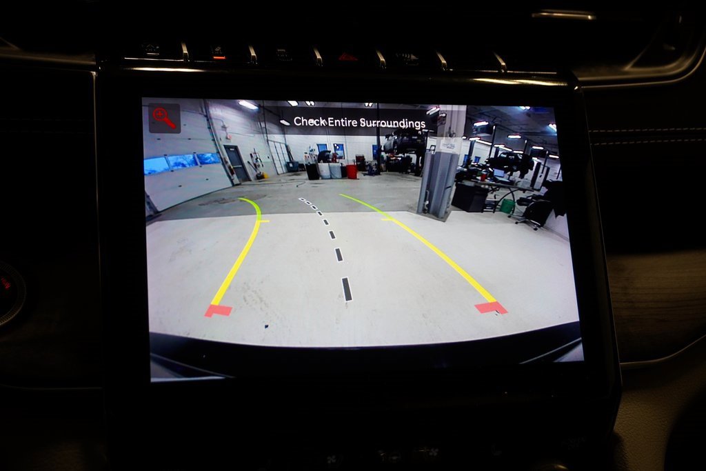 Certified 2022 Jeep Grand Cherokee L Overland w/ MOPAR Finishing Package image 30