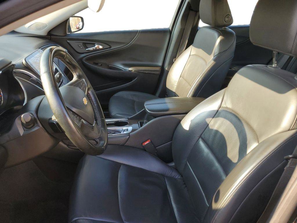 Used 2024 Chevrolet Malibu LT image 8