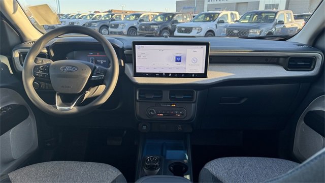Certified 2025 Ford Maverick XLT image 18