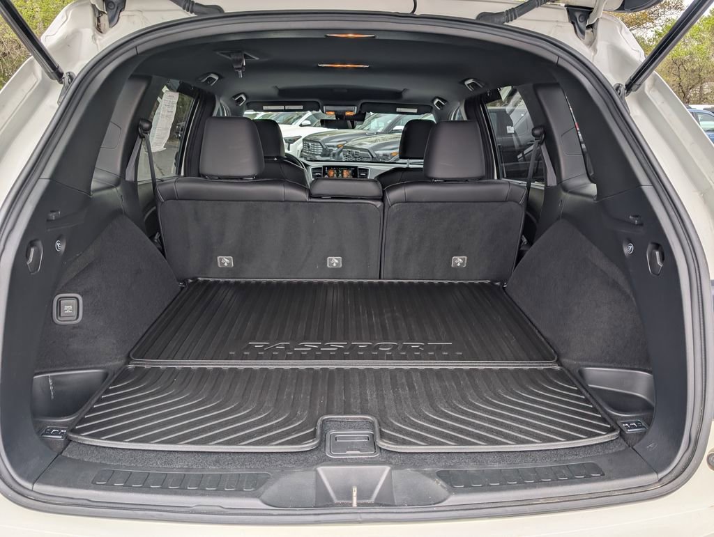 Used 2019 Honda Passport Touring image 16
