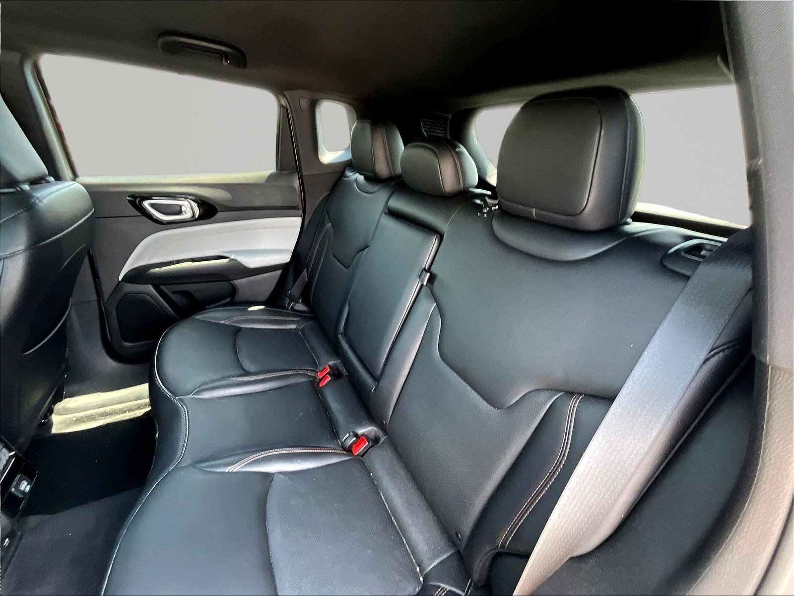 Used 2023 Jeep Compass Limited AWD/4WD image 22