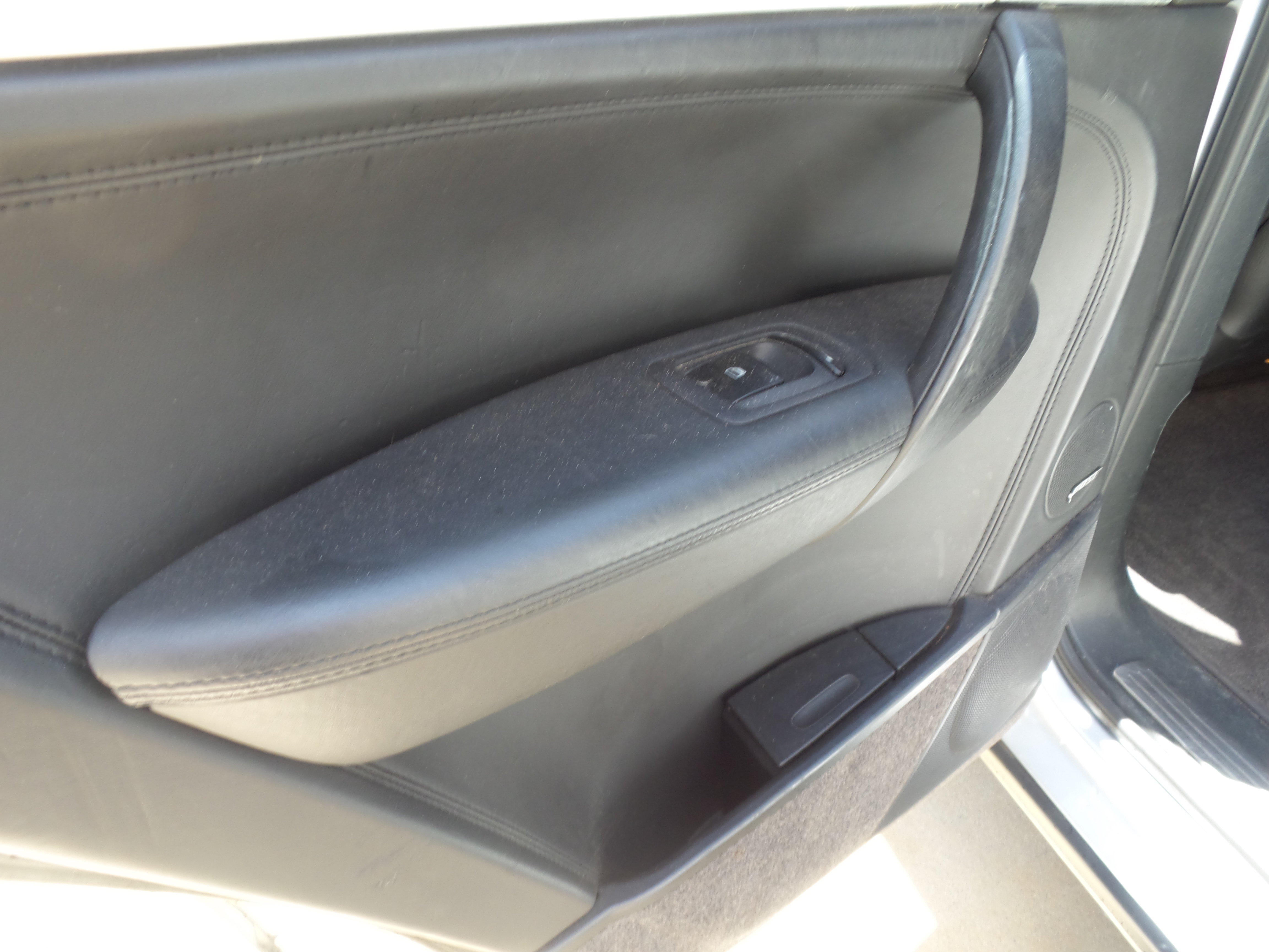 Used 2004 Porsche Cayenne Turbo AWD/4WD image 20