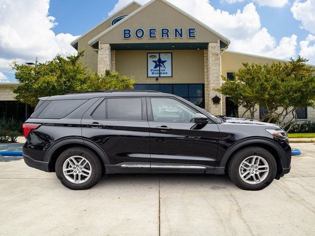 Used 2025 Ford Explorer Active image 6