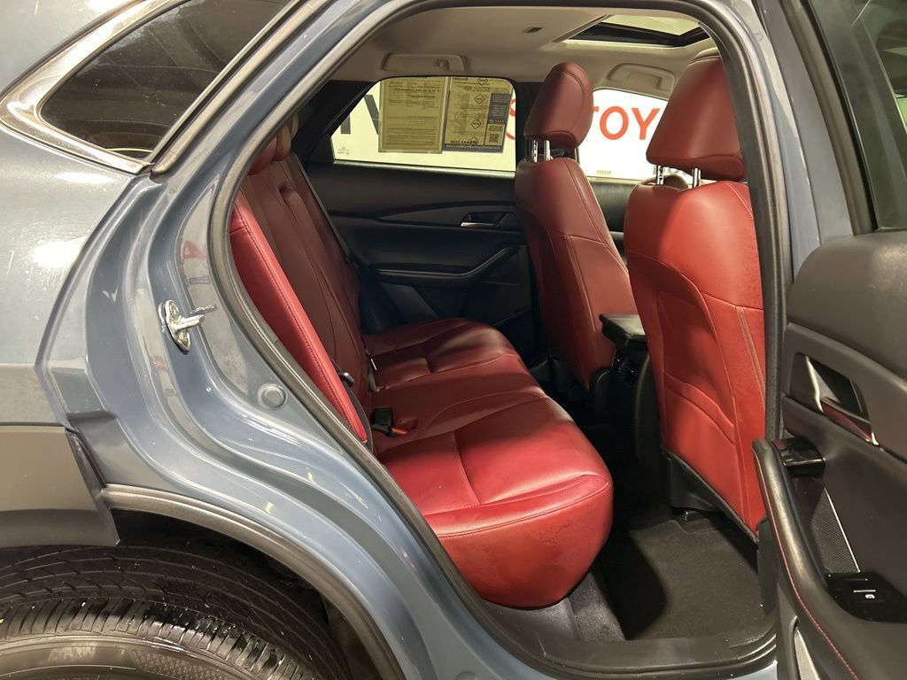 Used 2025 MAZDA CX-30 AWD 2.5 S w/ Preferred Package image 16