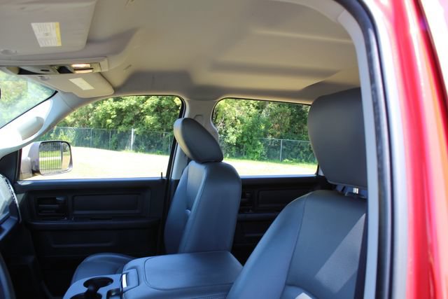 Used 2018 RAM 3500 Tradesman w/ Chrome Appearance Group AWD/4WD image 23
