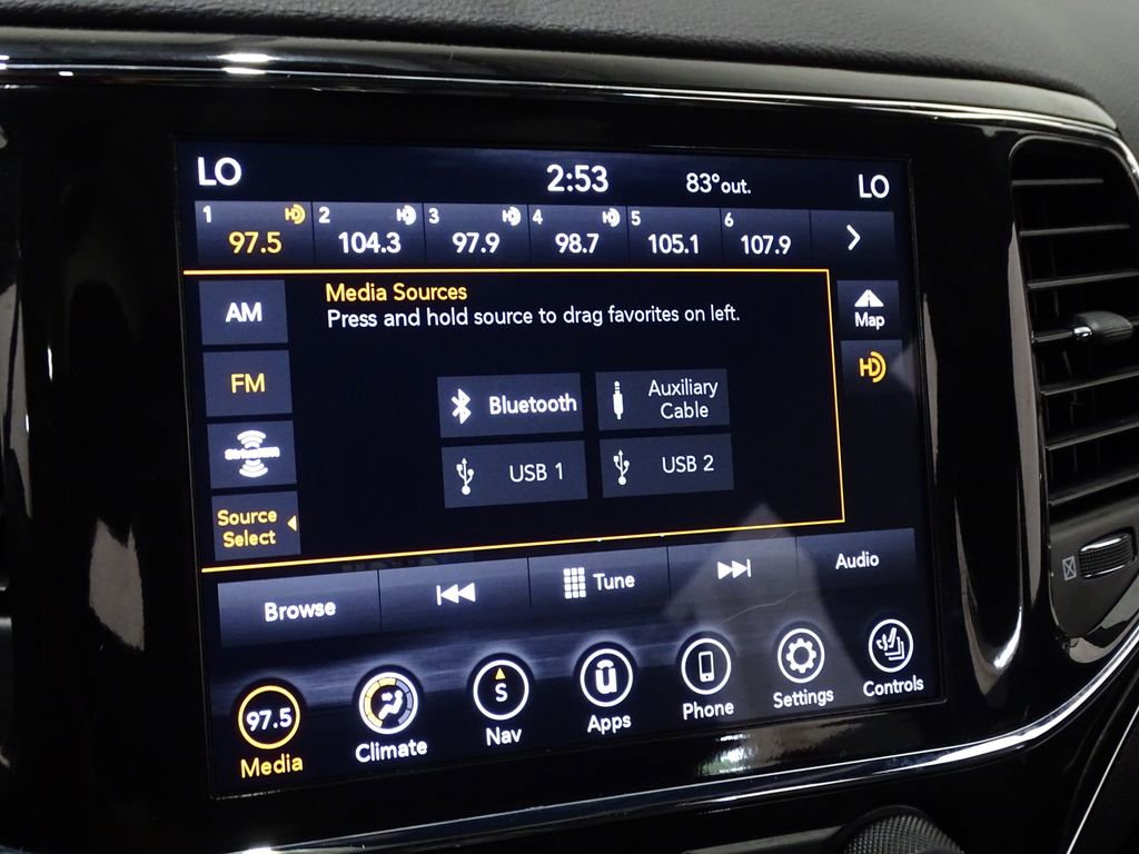 Used 2021 Jeep Grand Cherokee Limited image 33