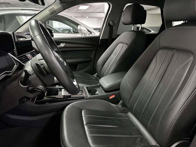 Used 2023 Audi Q5 2.0T Premium Plus w/ Premium Plus Package AWD/4WD image 12