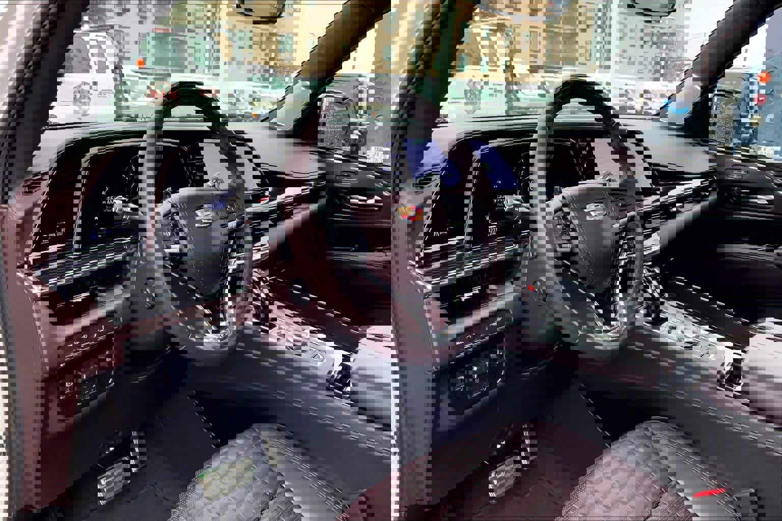 Used 2023 Cadillac Escalade V w/ Heavy-Duty Trailer Package image 15