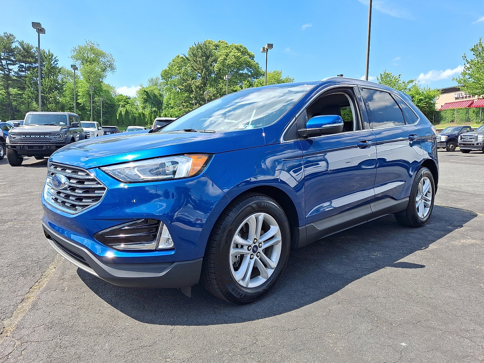 Used 2020 Ford Edge SEL w/ Convenience Package AWD/4WD image 3