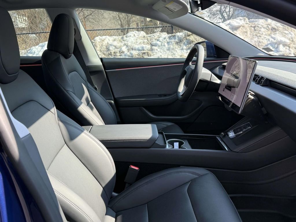 Used 2025 Tesla Model 3 Long Range image 15