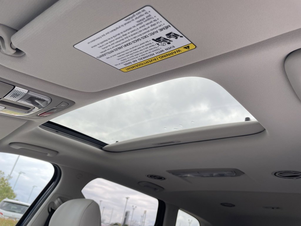 New 2025 Kia Telluride S image 24